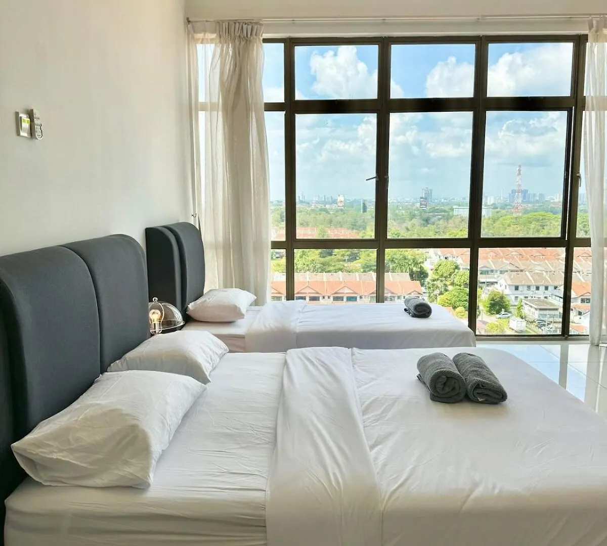 Apartment D'Summer91 Homestay Mount Austin For 3 Pax Entire House Johor Bahru