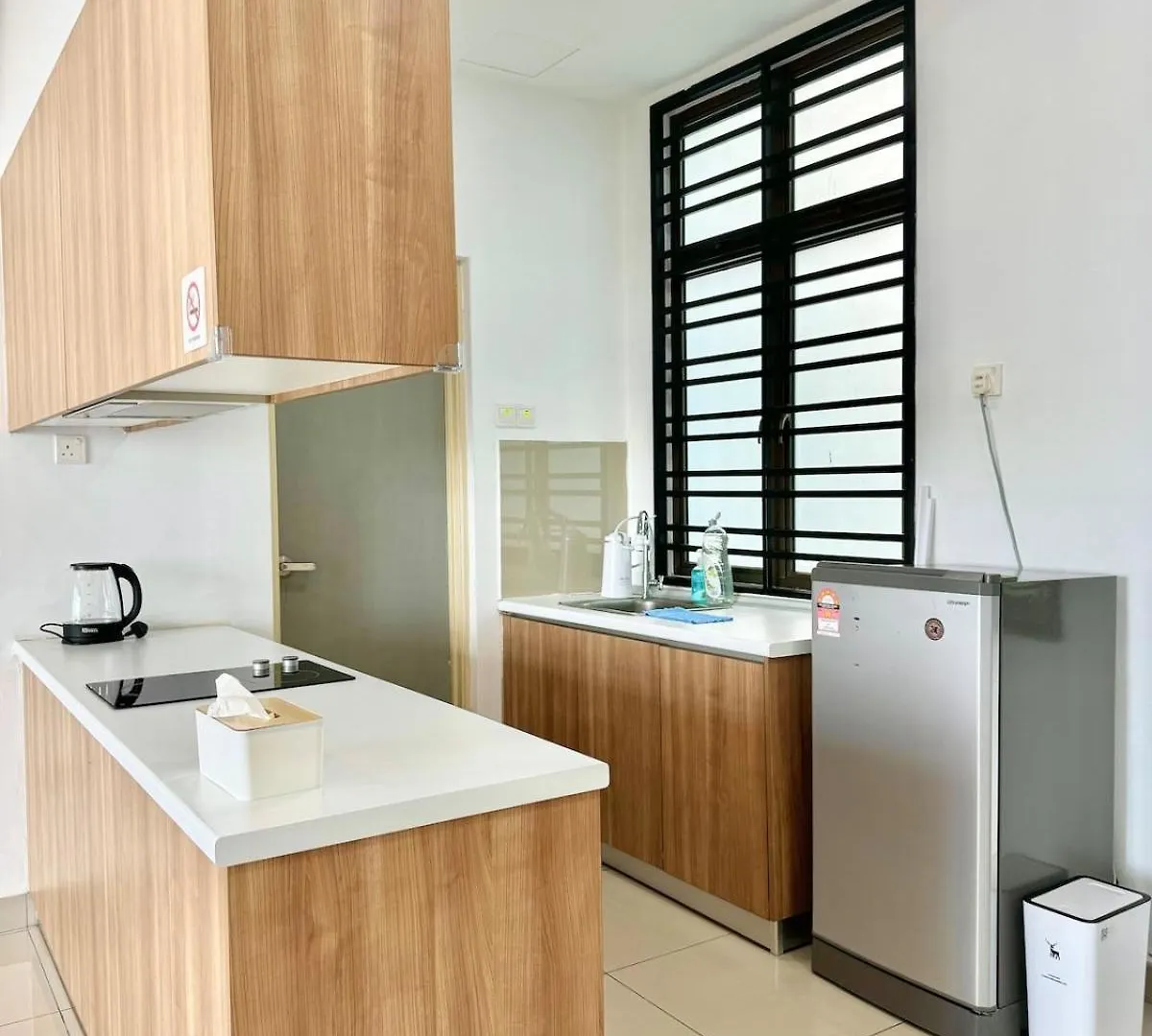 D'Summer91 Homestay Mount Austin For 3 Pax Entire House Johor Bahru 0*,  Malaysia